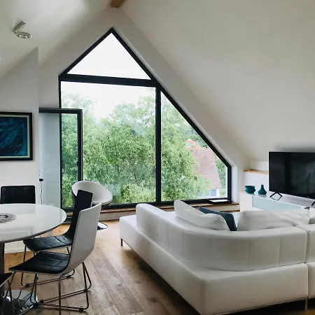 Cloud Apartment *